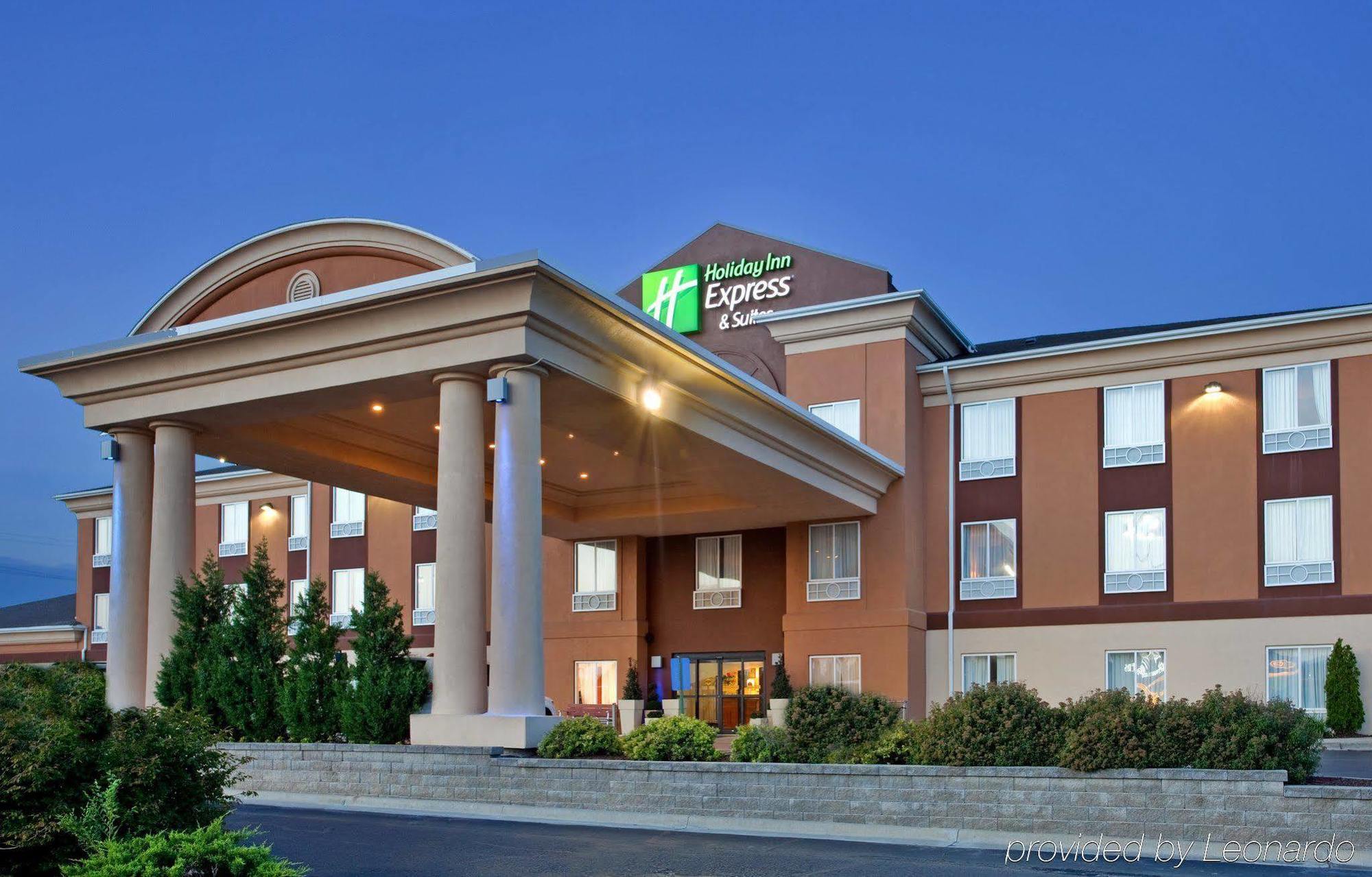 Holiday Inn Express Lawrence By Ihg Bagian luar foto